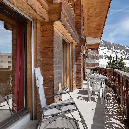 Duplex - Nevada Sports Huez